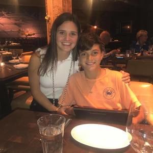 Meet your Posher, Elizabeth